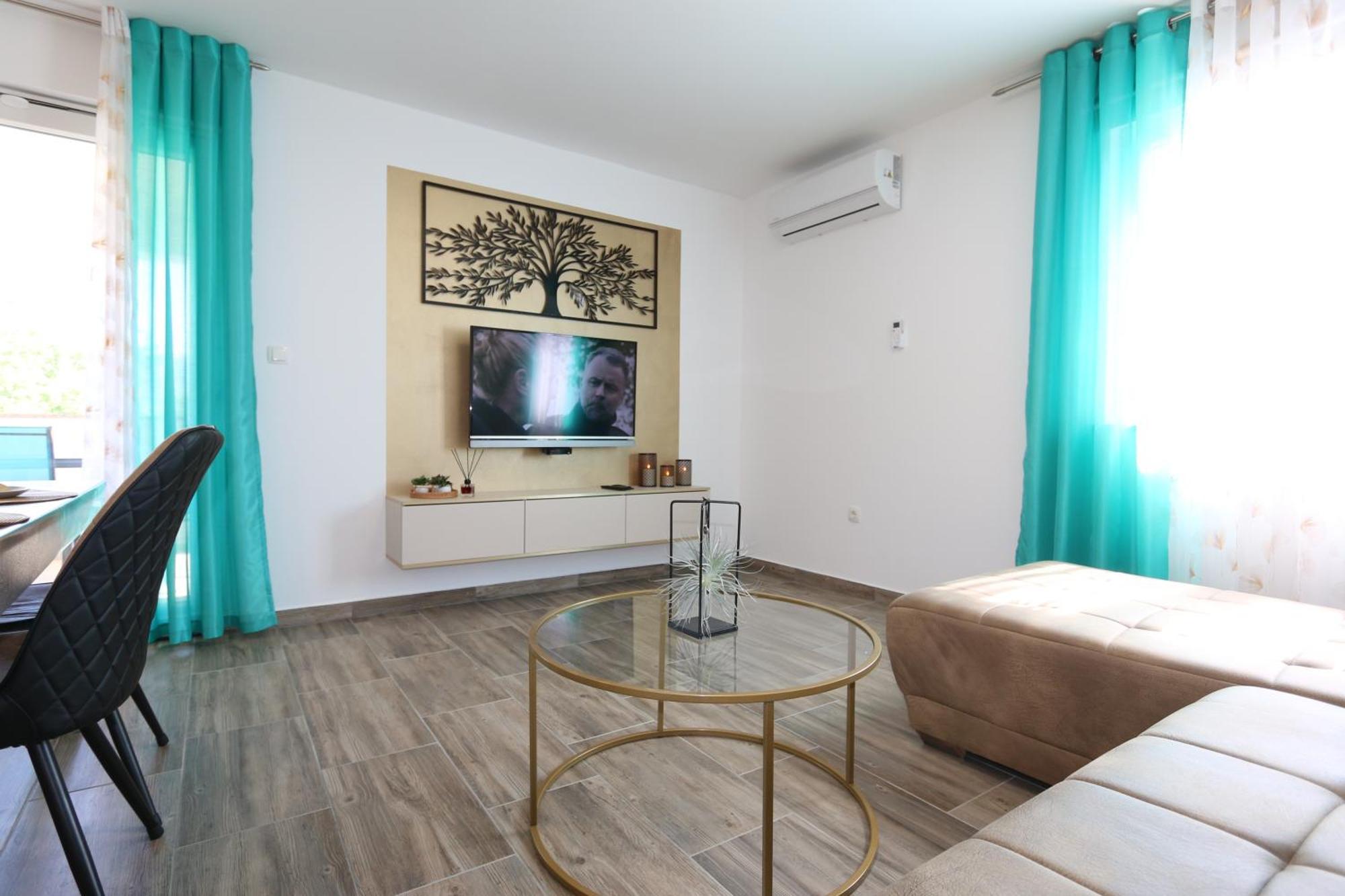 Apartments Mirjana Сило Экстерьер фото