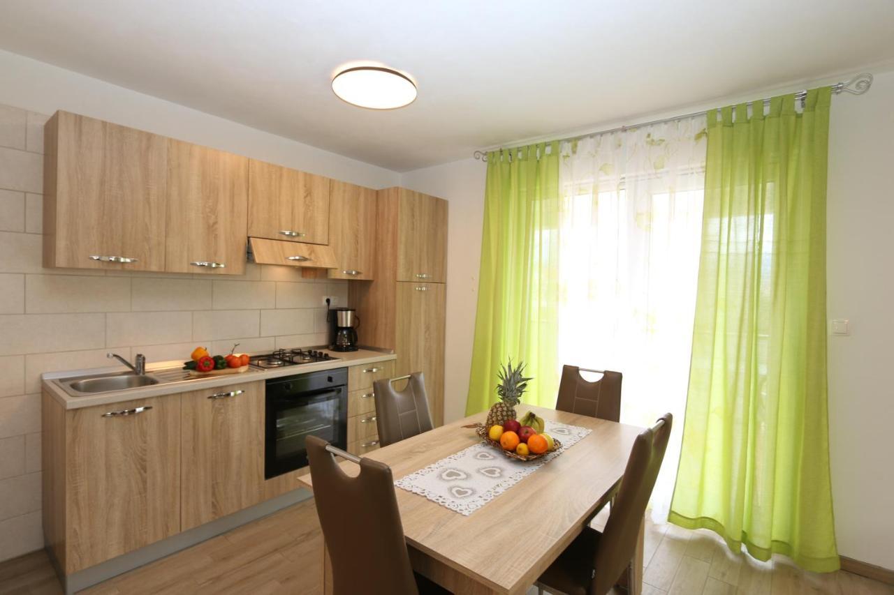 Apartments Mirjana Сило Экстерьер фото